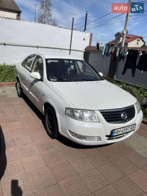 Nissan Almera (2008)