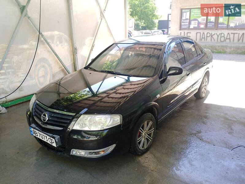 Nissan Almera (2010)