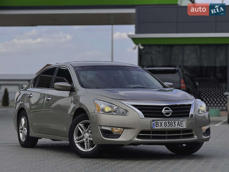 Nissan Altima (2014)