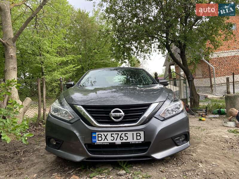 Nissan Altima (2017)