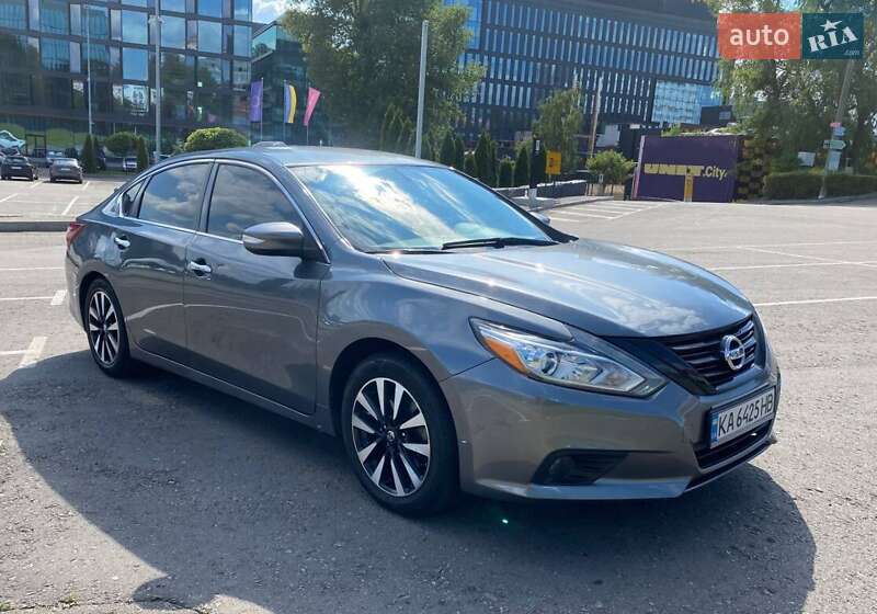 Nissan Altima (2018)