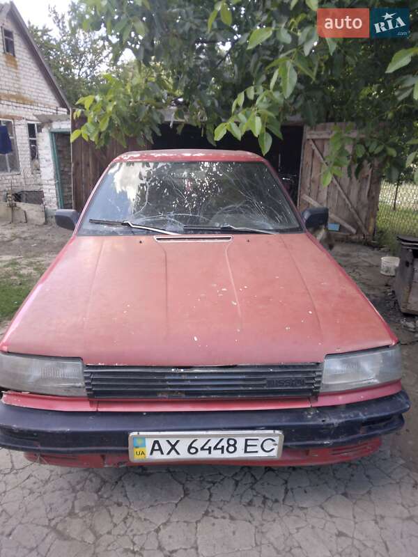 Nissan Bluebird (1986)