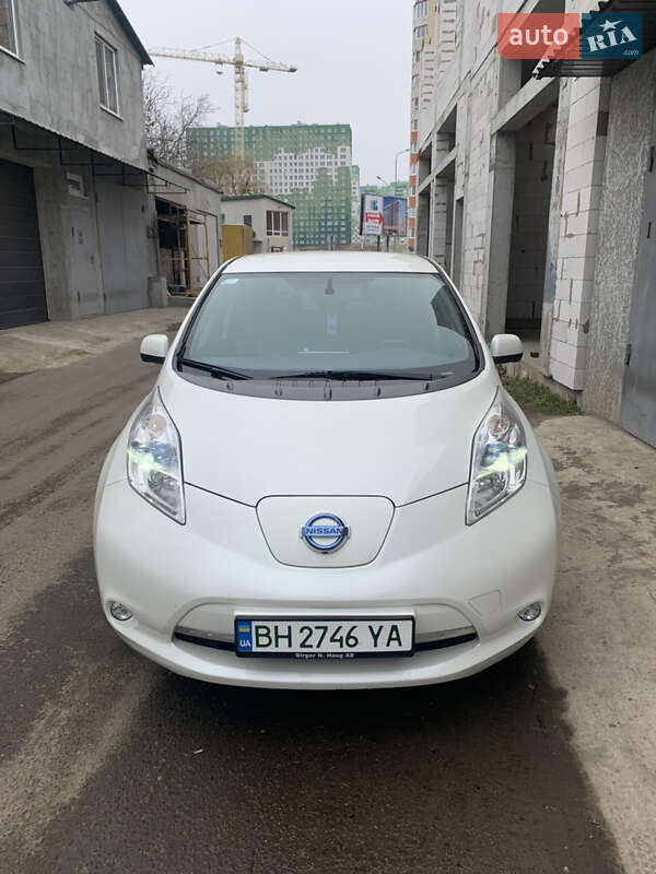 Nissan Leaf (2015)