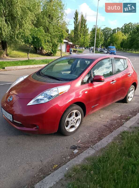 Nissan Leaf (2011)