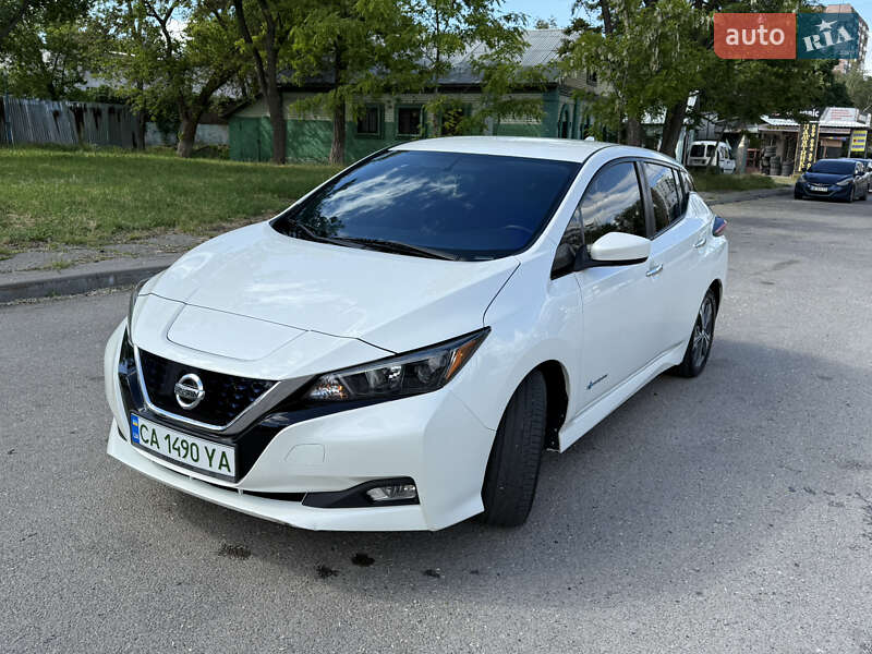 Nissan Leaf (2018)