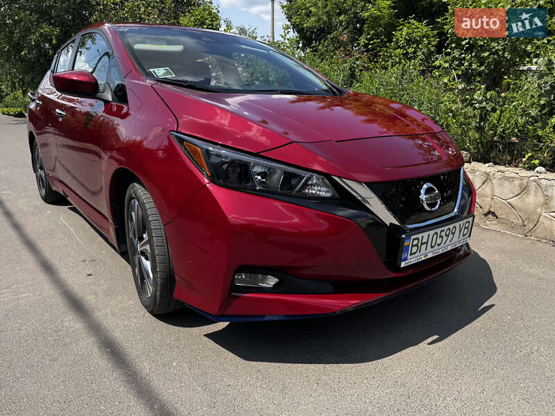 Nissan Leaf (2021)