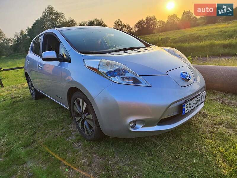 Nissan Leaf (2014)