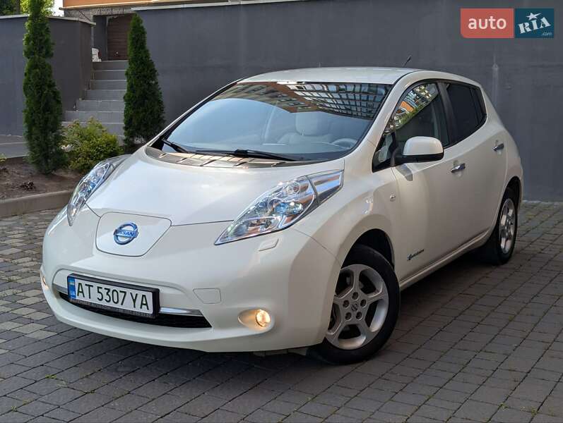 Nissan Leaf (2012)