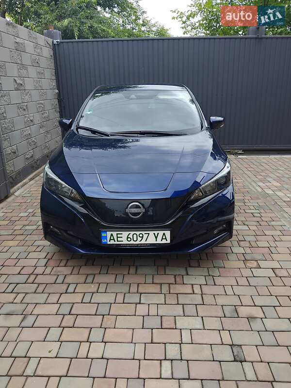 Nissan Leaf (2023)