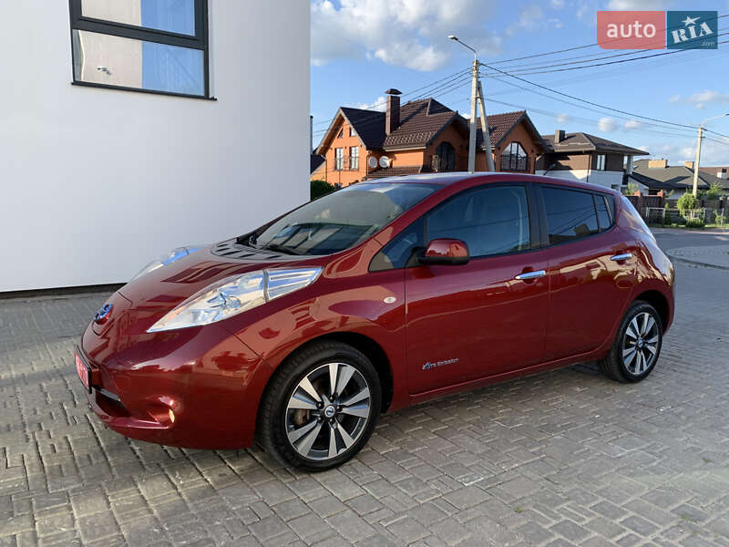 Nissan Leaf (2014)