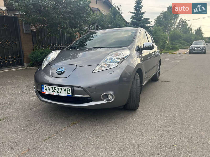 Nissan Leaf (2016)