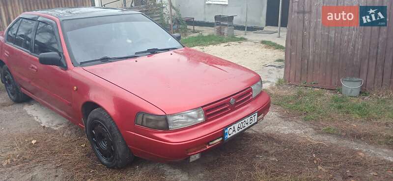 Nissan Maxima (1989)