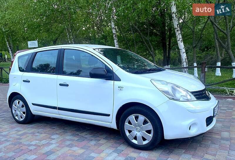 Nissan Note (2009)