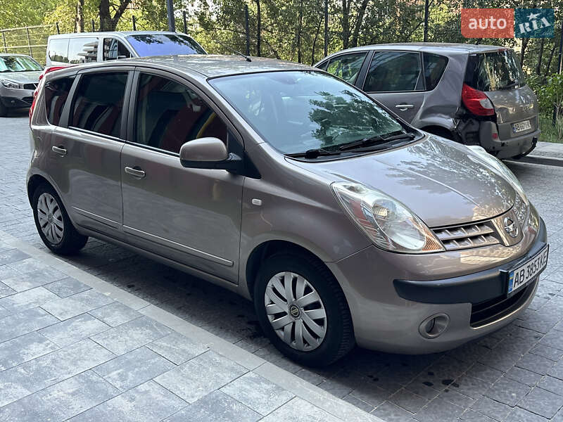 Nissan Note (2006)
