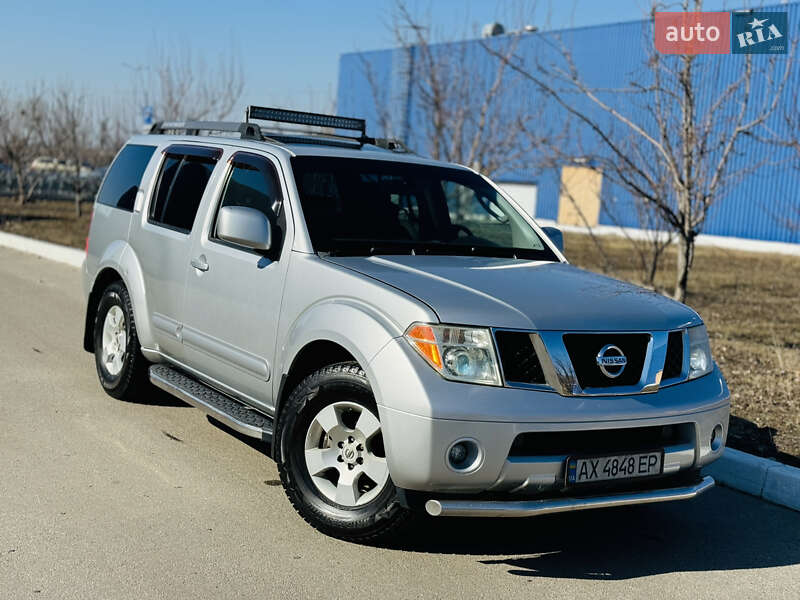 Nissan Pathfinder (2006)