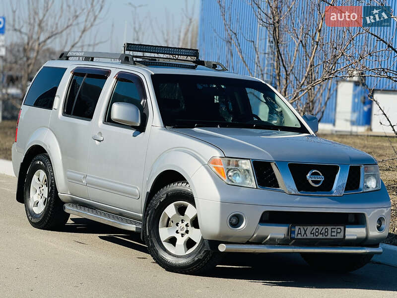 Nissan Pathfinder (2006)