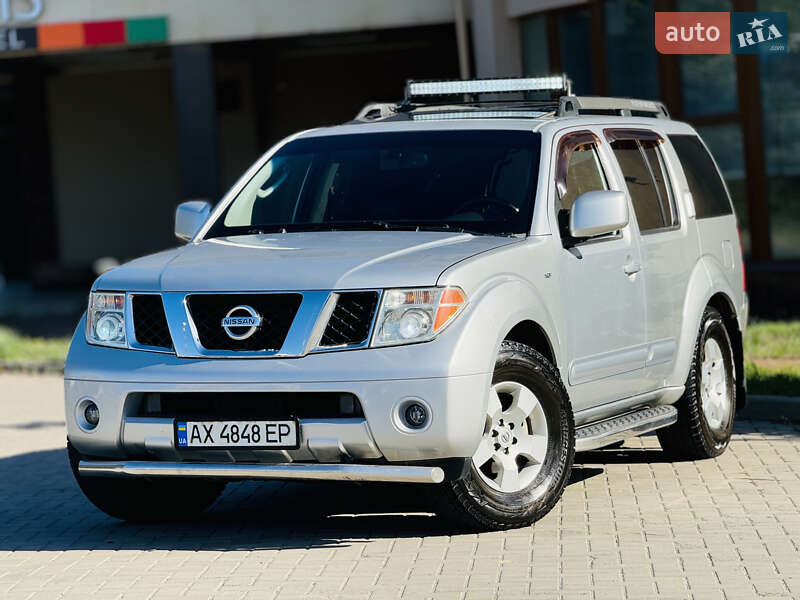 Nissan Pathfinder (2006)