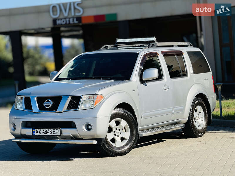 Nissan Pathfinder (2006)