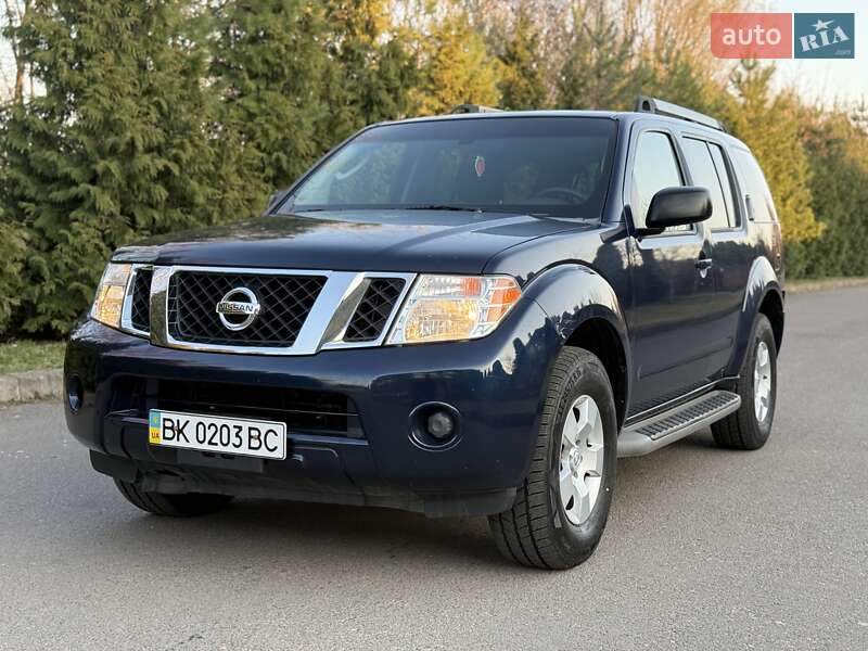 Nissan Pathfinder (2008)