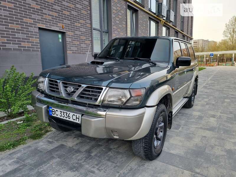 Nissan Patrol (2000)