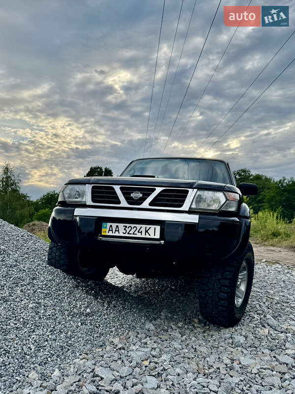 Nissan Patrol (2000)