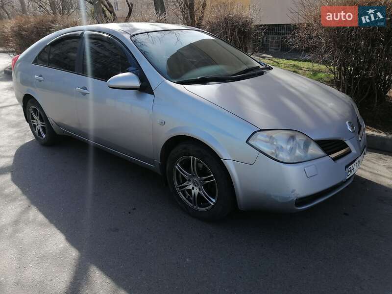 Nissan Primera (2003)