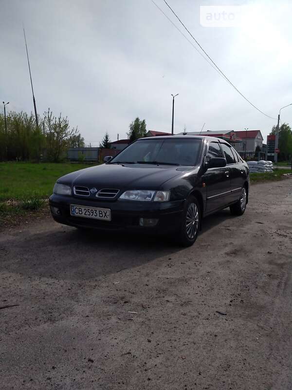 Nissan Primera (1998)