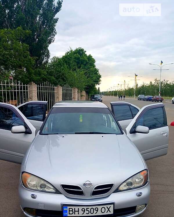 Nissan Primera (2000)