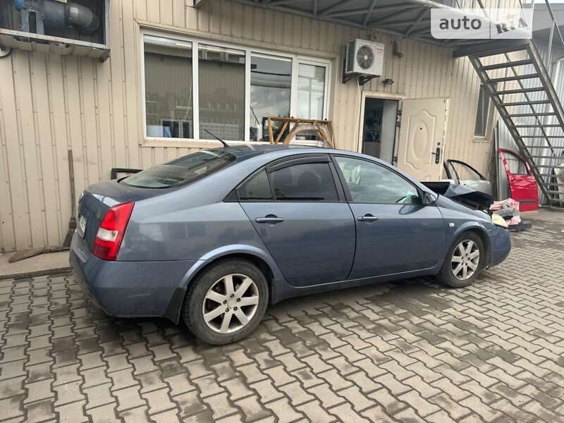 Nissan Primera (2003)
