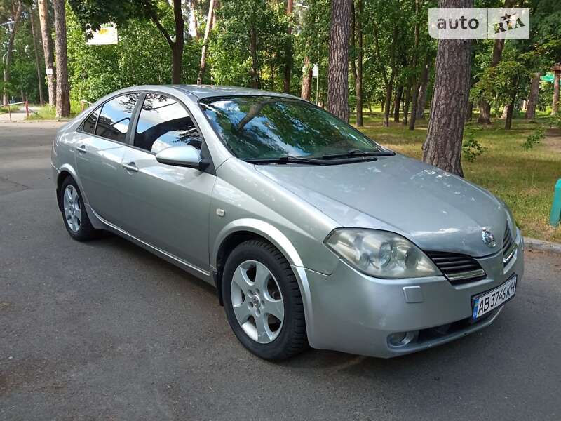 Nissan Primera (2003)