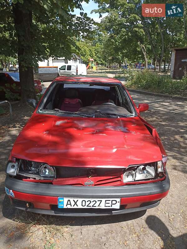 Nissan Primera (1992)