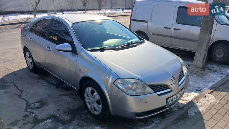 Nissan Primera (2003)
