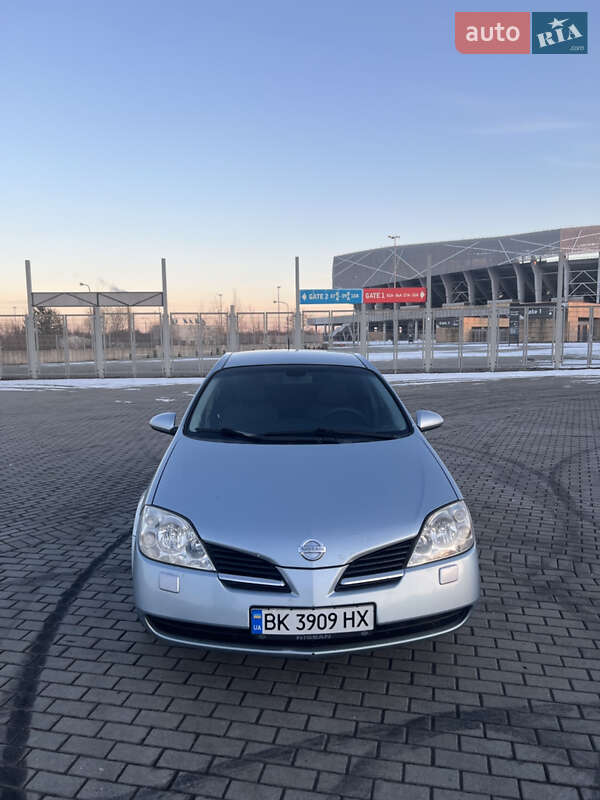 Nissan Primera (2004)