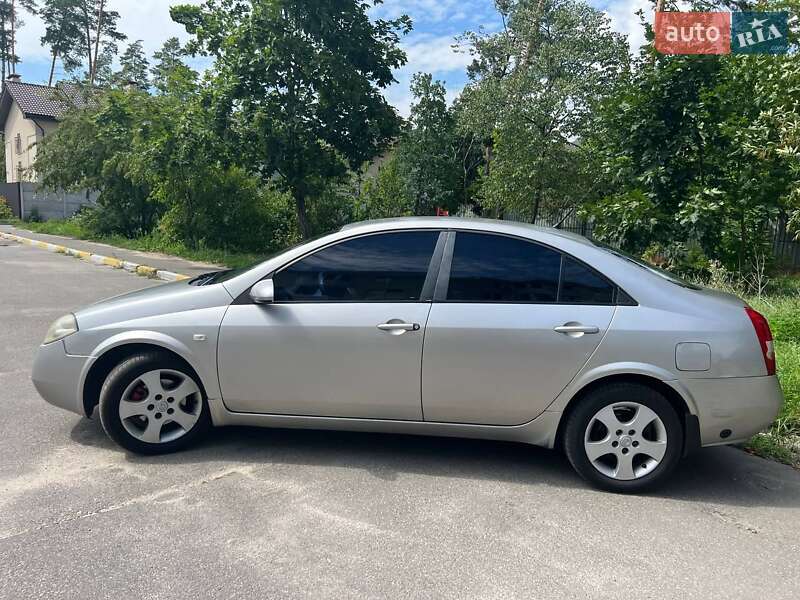 Nissan Primera (2004)