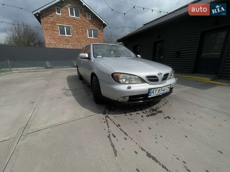 Nissan Primera (2001)