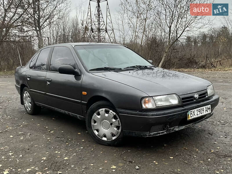 Nissan Primera (1993)
