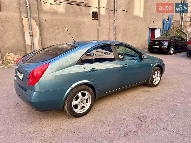 Nissan Primera (2002)
