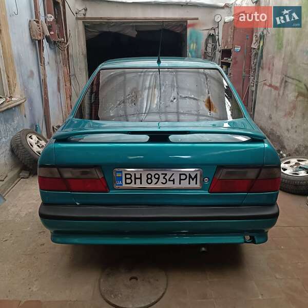 Nissan Primera (1996)