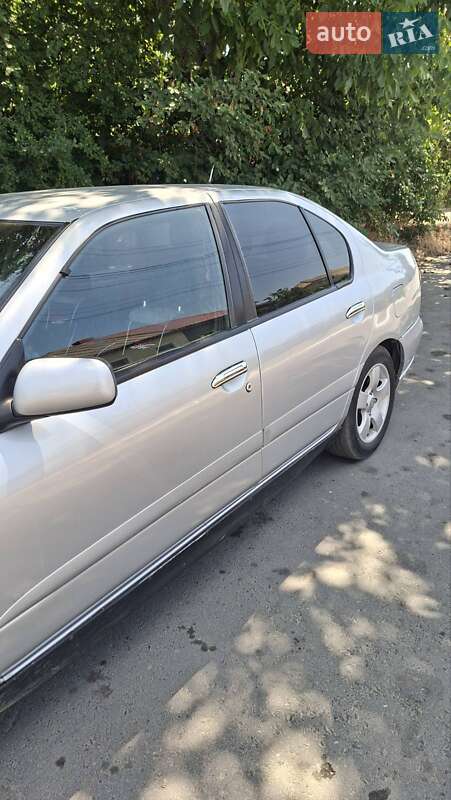 Nissan Primera (1999)