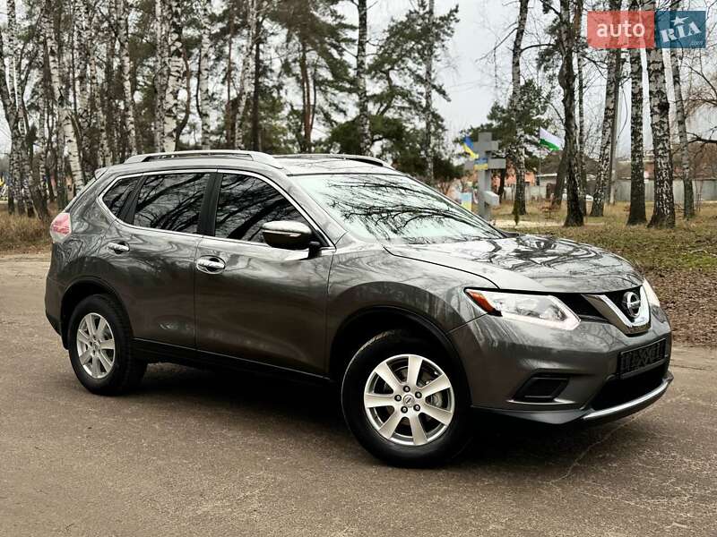 Nissan Rogue (2015)