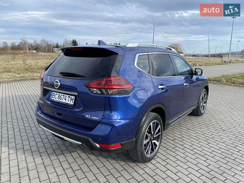 Nissan Rogue (2018)