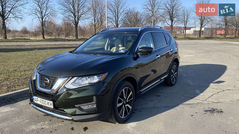 Nissan Rogue (2018)