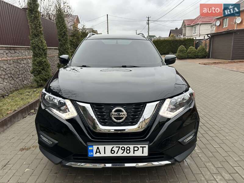 Nissan Rogue (2018)