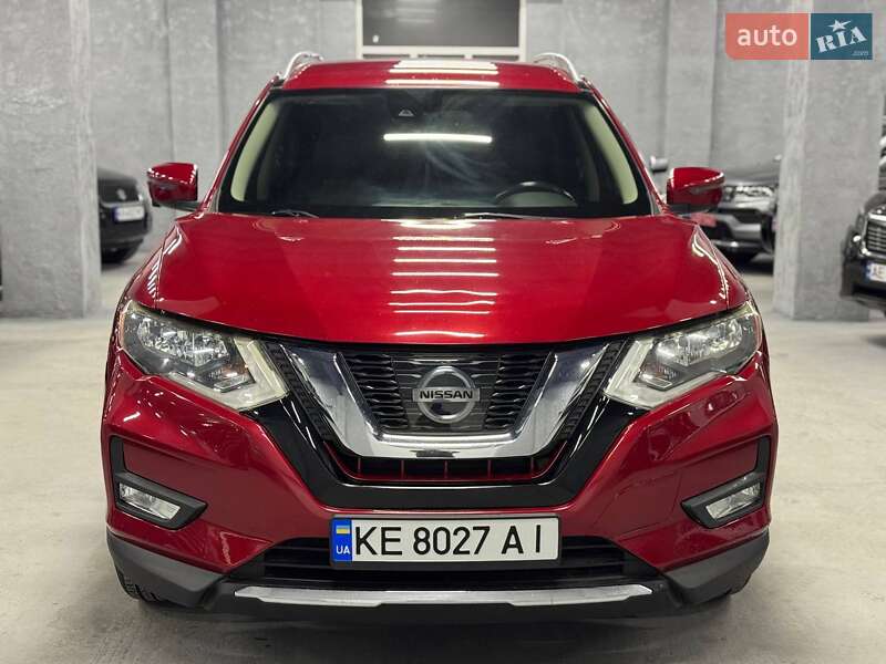 Nissan Rogue (2017)