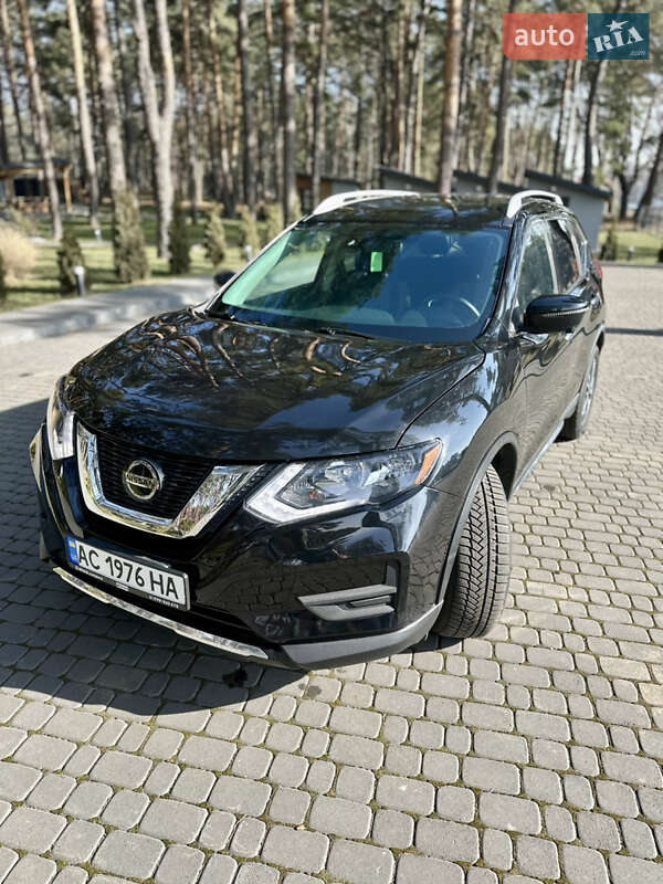 Nissan Rogue (2019)