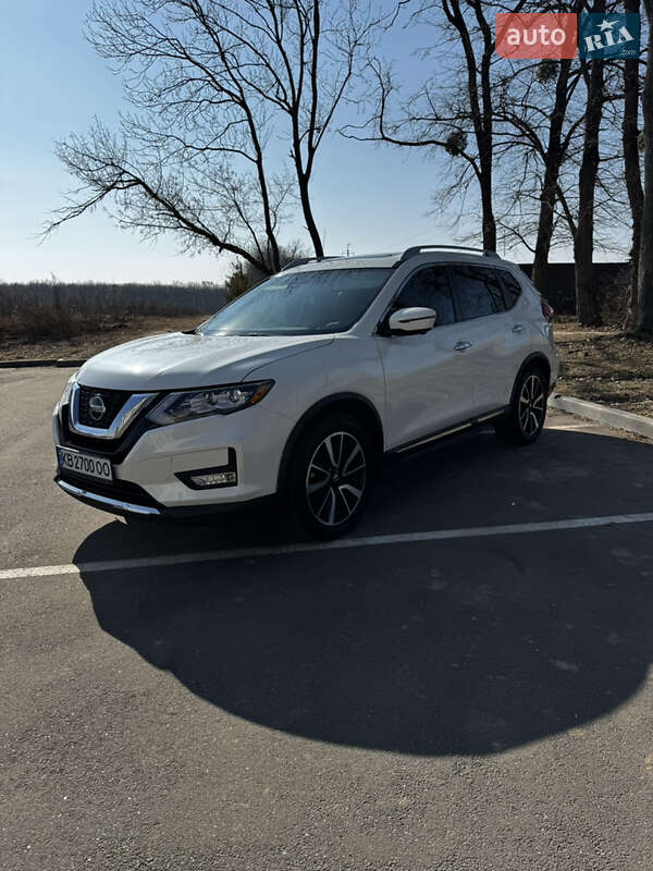 Nissan Rogue (2018)