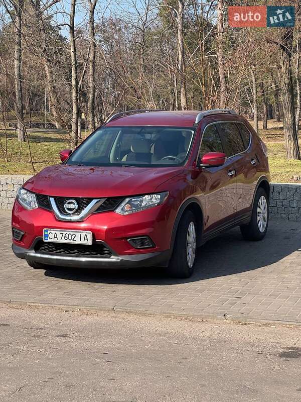Nissan Rogue (2016)