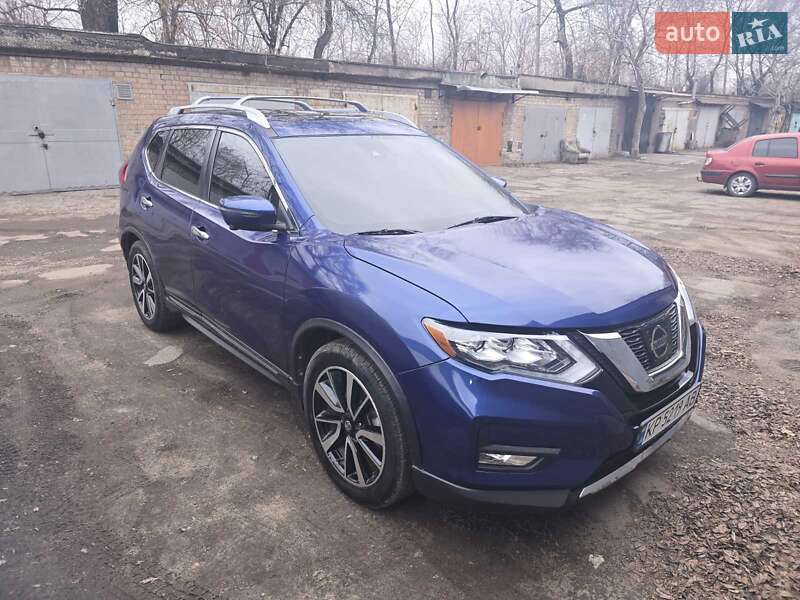 Nissan Rogue (2019)