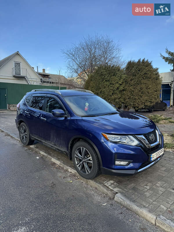 Nissan Rogue (2017)
