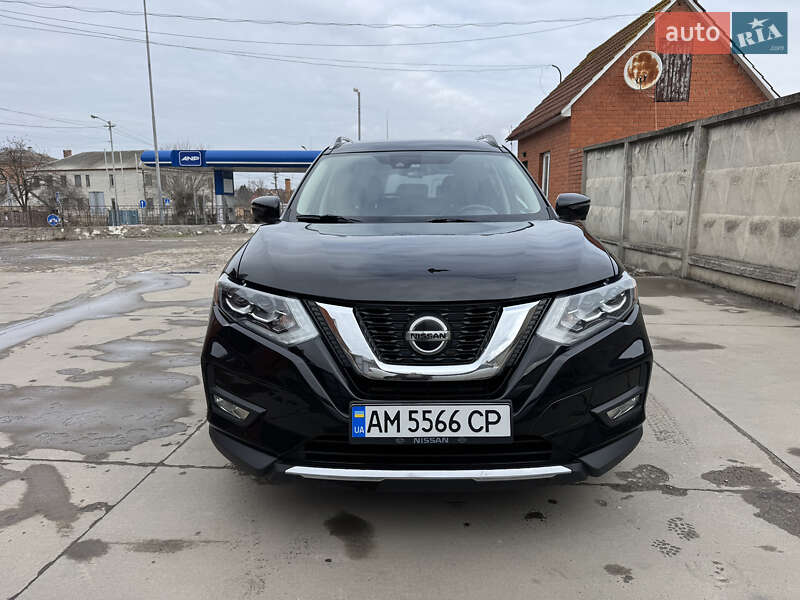 Nissan Rogue (2018)